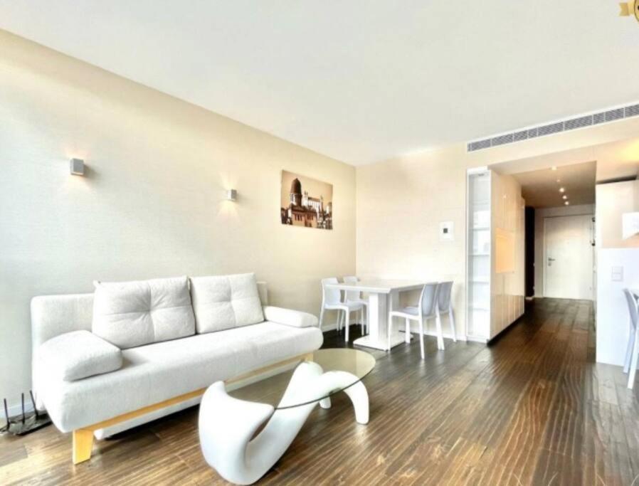 Eurovea Cozy Studio Appartement Bratislava Buitenkant foto